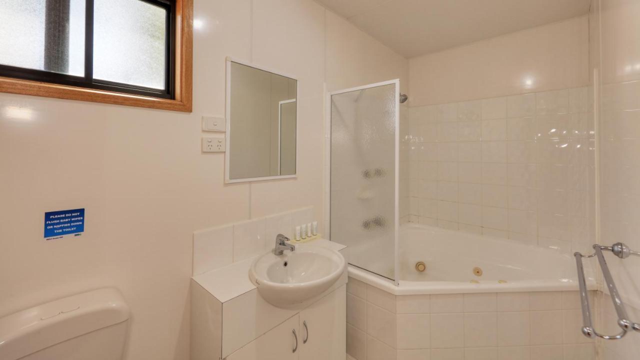 Big4 Swan Hill Hotel Exterior photo