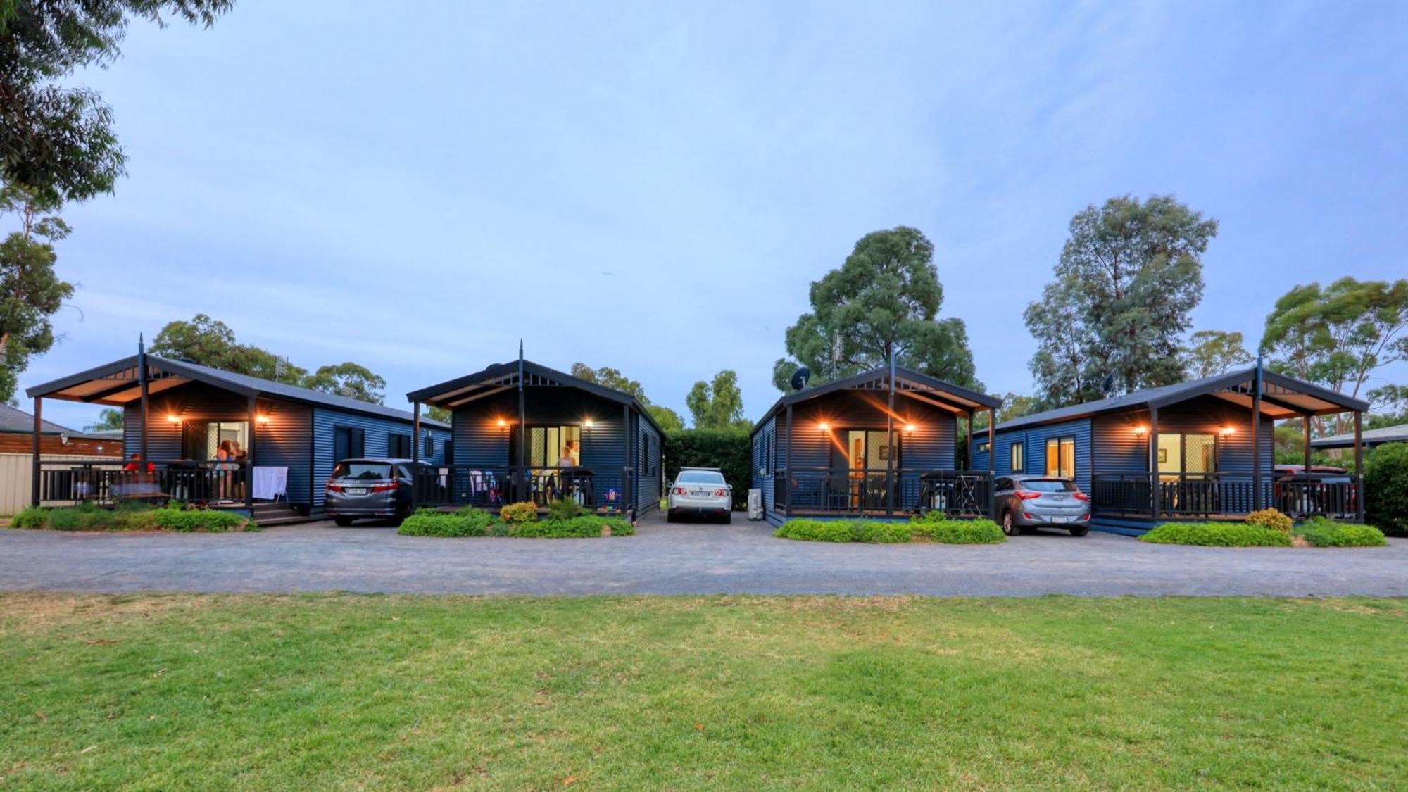 Big4 Swan Hill Hotel Exterior photo