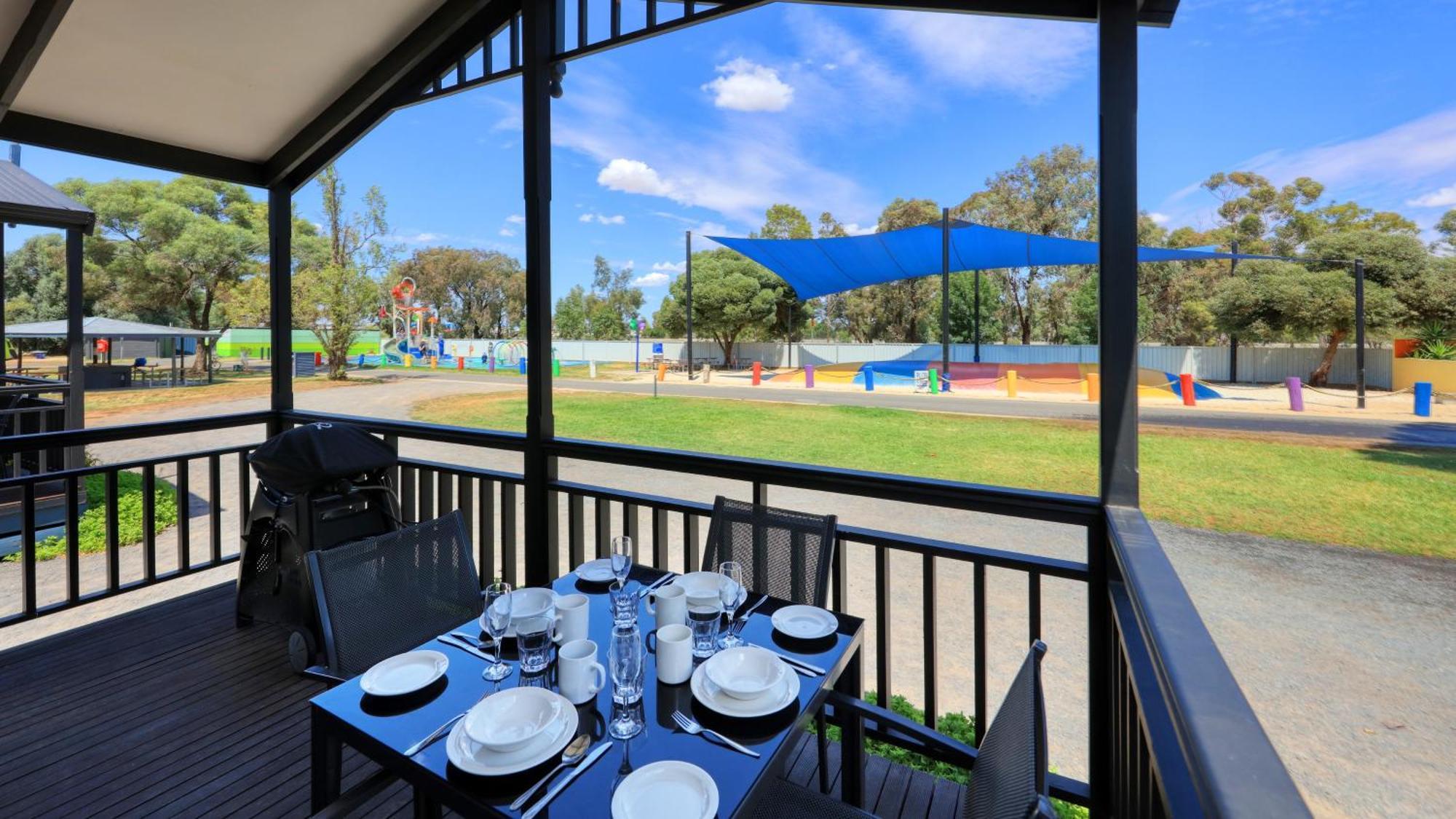 Big4 Swan Hill Hotel Exterior photo